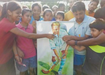 हॉकी एसोसिएशन के सचिव विकास कुमार ने केन्द्र सरकार की बजट को खेल व खिलाड़ियों के लिए बताया धोखा,कहा-बंगाल और असम के मतदाताओं को लुभाने के लिए की गई है कई घोषणाएं।