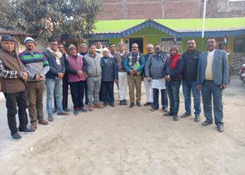 प्राइवेट स्कूल खोलने की कवायद शुरु,प्रथम कक्षा से उपर क्लास के बच्चों के लिए स्कूल्स खोलने की अनुमति को ले प्राइवेट स्कूल्स एण्ड चिल्ड्रेन वेलफेयर एसोसिएशन ने डीएम को सौंपा ज्ञापन, शिक्षकों की दयनीय स्थिति का भी दिया हवाला।।*