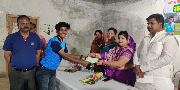 बेटियों के सम्मान में फिर खड़ी हुईं सीता*