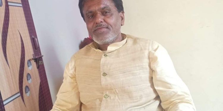 नूर-ए-नजीर कहे जाने वाले सामाजिक कार्यकर्ता सुधांशु प्रसाद यादव जी की सड़क दुर्घटना में मौत से मर्माहत हुआ समाज,उनके सिद्धांतों पर सदैव चलते रहने का लिया संकल्प*