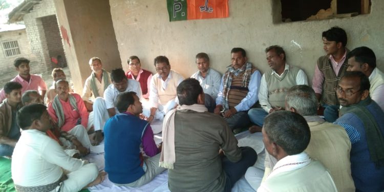 कफन में भी पॉकेट तलाशने के आदि हो चुके राजस्व कर्मचारियों द्वारा आखिर कब तक तैयार की जाती रहेगी भूमि विवाद की पृष्ठभूमि और समाज होता रहेगा लहू लुहान!