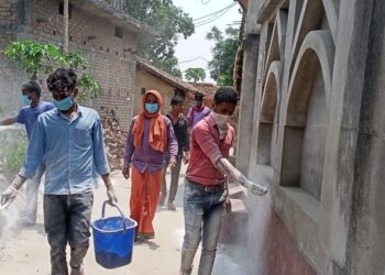 *कोरोना को मात देने के लिए जंग है जारी,इंसानों की तरह-तरह से सेवा कर युवा शक्ति सेवा दल के जाबांज साथी सरकार को देने में लगे हैं सीख*