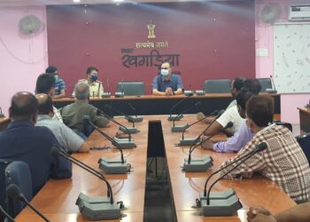 कोरोना पर नियंत्रण पाने को ले बढ़ी प्रशासनिक सख्ती,बाजार समिति के प्रांगण में सजेगी सब्जी मंडी,बड़े वाहनों के बाजार प्रवेश पर लगी पाबंदी, डीएम ने कहा-बिना पास के भ्रमण करने वाले वाहन चालकों के विरुद्ध कानूनी कार्रवाई तय*