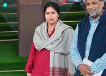 गिरफ्तारी के बाद जनप्रिय पूर्व सांसद पप्पू यादव तथा उनकी धर्मपत्नी रंजीत रंजन ने आखिर क्यों कहा कि बेमौत मारना चाहती है सरकार!जनता में भी पनपा भारी आक्रोश,जाप नेता मनोहर यादव ने बुलाई आपात बैठक