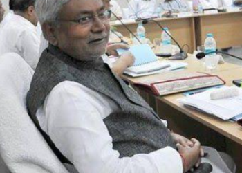 *बिहार में 10दिनों के लिए बढ़ सकती है लॉक डाउन की अवधि,ग्रामीण इलाकों पर सख्ती रहेगी नजर,लॉक डाउन का सार्थक परिणाम आया सामने,रोगियों की संख्या में गिरावट