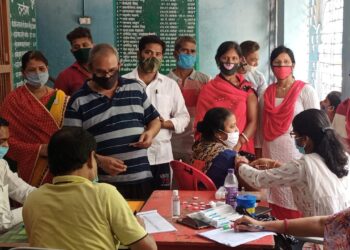 शहर का पहला सम्पूर्ण टीकाकृत रेस्टोरेंट बना ‘ममता रेस्टोरेंट’,सम्पूर्ण टीकाकृत शहर बनाने को ले नगर पार्षदों द्वारा चलाई गई मुहिम ला रही रंग,डीएम के आह्वान का दिख रहा खासा असर