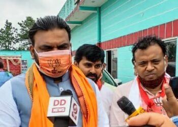 कार्यसमिति की बैठक में भाग लेने पहुंचे पंचायती राज मंत्री सम्राट चौधरी ने कहा-खगड़िया सदर अस्पताल में अगस्त तक ऑक्सीजन प्लांट चालू होना तय,दो दर्जन से अधिक स्वास्थ्य केन्द्र व उप स्वास्थ्य केन्द्र का होगा निर्माण