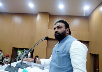 कोरोना की तीसरी लहर की आशंका नजर आते ही और बेहतर होने लगी व्यवस्था, मंत्री सम्राट चौधरी ने कहा-सदर अस्पताल में स्थापित होगा स्थाई आरटीपीसीआर जांच केंद्र