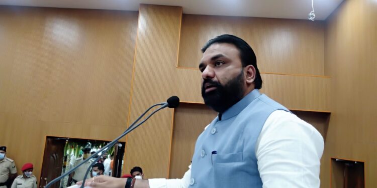 कोरोना की तीसरी लहर की आशंका नजर आते ही और बेहतर होने लगी व्यवस्था, मंत्री सम्राट चौधरी ने कहा-सदर अस्पताल में स्थापित होगा स्थाई आरटीपीसीआर जांच केंद्र