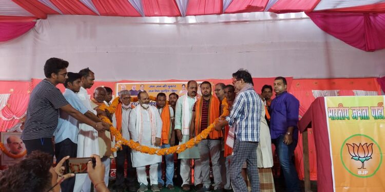 भाजपा की बैठक में केन्द्र व राज्य सरकार की उपलब्धियों पर हुई व्यापक चर्चा,पर्यावरण को संतुलित रखने के लिए प्लास्टिक का उपयोग नहीं किए जाने पर दिया गया बल