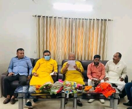 क्या बदल जाएगी खगड़िया की राजनीतिक फिजां!राजनीति के दो धुरंधर चौधरियों के साथ उप मुख्यमंत्री तारकिशोर प्रसाद का आगमन होते ही चढ़ा राजनीतिक पारा, आगामी 4 एवं 5सितम्बर को भी भाजपा के कई दिग्गज राजनीतिक हस्तियों का जुटान होना तय