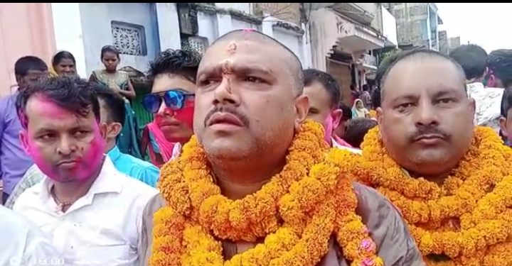 निर्वतमान प्रखंड प्रमुख बलवीर चांद की प्रतिष्ठा दांव पर,मानसी में चौथे दिन अलग- अलग पंचायत से अभ्यर्थियों ने भरा नामांकन का पर्चा,शह और मात का खेल जारी