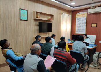 प्रधानमंत्री मत्स्य संपदा योजना से संवरेगी मत्स्य पालकों की जिंदगी,विशेष कैंप लगाकर मत्स्य पालकों को मुहैया कराया जाएगा किसान क्रेडिट कार्ड, डीडीसी अभिलाषा शर्मा की अध़्यक्षता में बैठक सम्पन्न