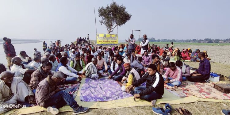 क्या फिर धधकेगी आंदोलन की आग!कटाव निरोधात्मक कार्य के प्रति जिला प्रशासन व सरकार नहीं है गंभीर, युवाशक्ति के पूर्व प्रदेश अध्यक्ष नागेन्द्र सिंह त्यागी ने कहा-एनएच 107 पर चूल्हा चक्की लेकर बैठेंगे इलाके के लोग 