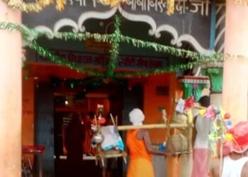 कलवार सेवक समाज के चेयरमैन डॉ अरविन्द वर्मा ने कांवरिया धर्मशाला भवन की जर्जरता पर उठाए कई सावल,कहा-धर्मशाला के संचालन का कार्य भार कांवरिया बाबा वीरेंद्र जायसवाल के परिजनों को सौंपे सरकार