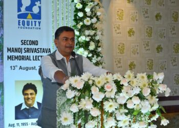 मनोज श्रीवास्तव का आईडीयलिजम अतुलनीय: आर के सिंह,कैबिनेट मंत्री,पॉवर और न्यू रिन्यूएबल एनर्जी, भारत सरकार ने अपनी भावना की व्यक्त