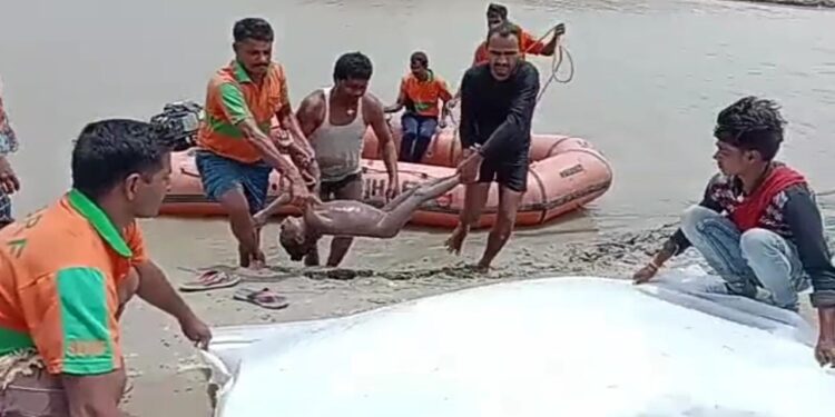 खेलते-खेलते नहर में डूब गया बालक,मौत से मचा कोहराम