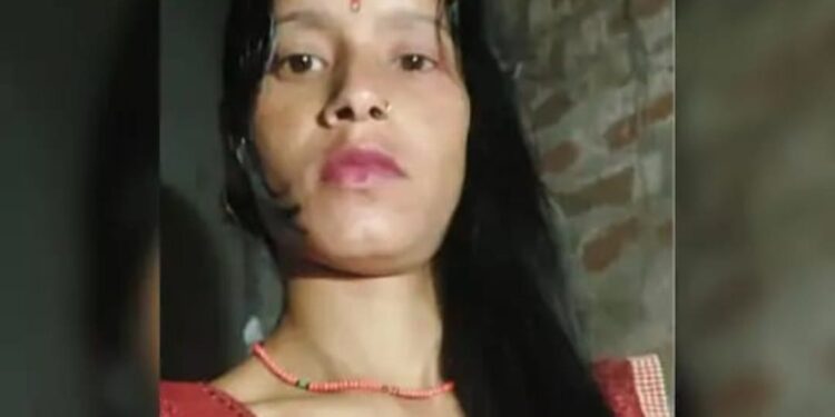 स्मैक पीने के लिए रुपये नहीं मिलने से नाराज नशेड़ी पति ने पत्नी को गला घोंटकर सुला दिया मौत की नींद