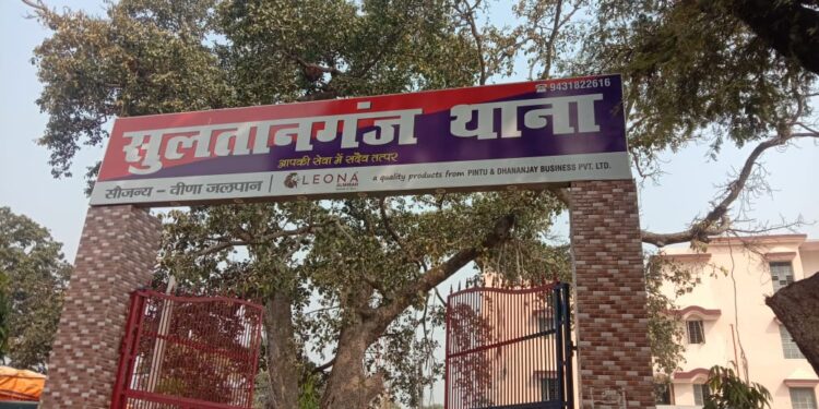 किसी बड़ी घटना को अंजाम देने से पहले दो शातिर अपराधी 6पिस्टल और जिंदा कारतूस के साथ चढ़ा पुलिस के हत्थे