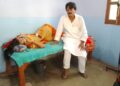 खाना बनाने के दौरान नवविवाहिता के शरीर पर उबलता दाल गिरने से महिला गंभीर रुप से झुलसी,डॉक्टर ने किया रेफर,लेकिन आर्थिक तंगी बनी बाधक