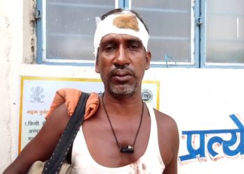 दबंगों ने ऑटो में कब्जा लगाने मिस्त्री को बुलाया घर और पीट-पीटकर बुरी तरह कर दिया जख्मी