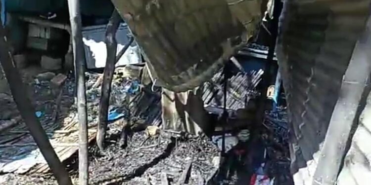 दीपोत्सव से पूर्व अलौली में खाक हो गए तीन परिवारों के आशियाने, नकदी व अनाज सहित लाखों की सम्पत्ति स्वाहा