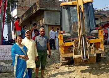 निर्वतमान वार्ड पार्षद हेमा भारती ने आखिर क्यों कहा कि,सीढ़ी घाट पर नहीं दिख रही छठ पूजा किए जाने की संभावनाएं,गंडक के जलस्तर में कमी आते ही विभिन्न छठ घाटों को बेहतर बनाने की हो रही हर संभव कोशिश