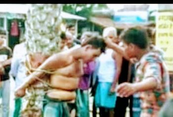 मासूम बच्ची के साथ दुष्कर्म की कोशिश के आरोप में दरिंदा धराया,जमकर की गई पिटाई के बाद इलाज के लिए अस्पताल ले जाए जाने के दौरान हवशी युवक की मौत