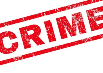 बेलदौर में जलकर की रखवाली कर रहे दो मछुआरों को अपराधियों ने बंधक बनाकर हथियार के बट से पीटा और लूट लिए 27हजार नकदी व मोबाइल