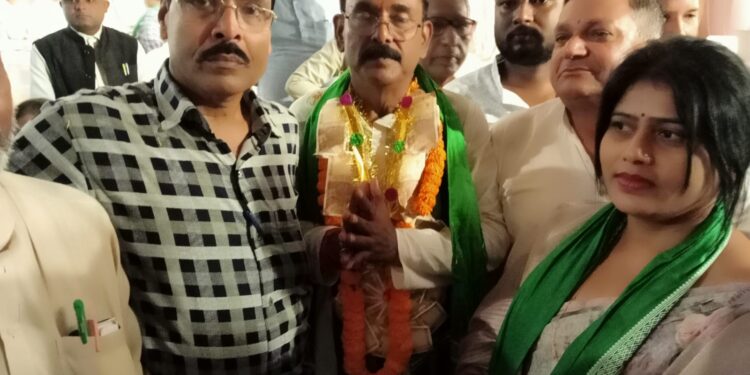 राजद प्रत्याशी मोहन प्रसाद गुप्ता की जीत सुनिश्चित: दिनेश भगत, अखिल भारतीय वियाहुत कलवार महासभा ने राजद प्रत्याशी का समर्थन करते हुए स्वजातीय बंधुओं से की वोट करने की अपील