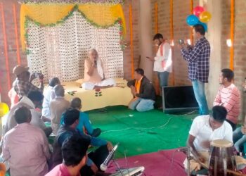 देवराहा शिवनाथ दासजी का हुआ भव्य स्वागत,कहा-हवन करने से वायुमंडल होता है शुद्ध,तो संकीर्तन से सम्पूर्ण वायुमंडल को मिलती है शुद्धि