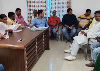 पंचायत समिति की हंगामेदार बैठक में अनुपस्थित रहने वाले पदाधिकारियों का उठा मसला,बीडीओ ने स्पष्टीकरण पूछने का दिलाया भरोसा