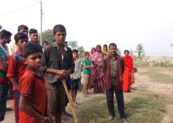 मवेशी को चारा देने बथान पर गया 11वर्षीय विक्रम आखिर कहां गुम हो गया!धरती निगल गयी या आसमां उड़ा ले गया!!