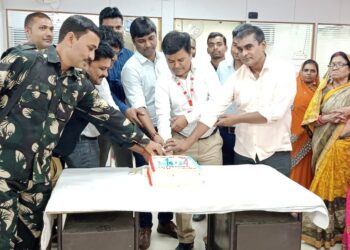 मनाया गया यूनियन बैंक ऑफ इंडिया का स्थापना दिवस,राष्ट्रपिता महात्मा गांधी ने प्रधान कार्यालय का किया था विधिवत उद्घाटन:सत्य प्रकाश सिंह