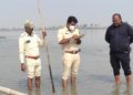 कोसी नदी से युवती का शव बरामद,गला दबाकर हत्या कर शव फेंक देने की आशंका,मची सनसनी