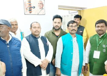 दूसरी बार जदयू के प्रदेश अध्यक्ष बने उमेश कुशवाहा को जिलाध्यक्ष बबलू मंडल ने पार्टीजनों के साथ मिलकर दी शुभकामनाएं, कहा-श्री कुशवाहा के नेतृत्व में क्षितिज पर पहुंचेगी पार्टी