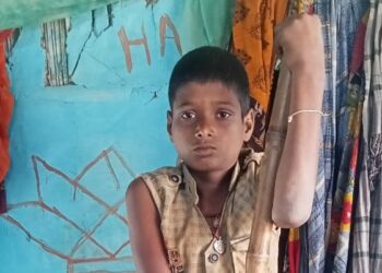 दिव्यांग सावन कुमार को है डीएम साहब से बहुत उम्मीद,मदद के नाम पर महज खानापूर्ति कर रहे हैं अन्य पदाधिकारी,प्रमाण पत्र तक नहीं हो रहा निर्गत