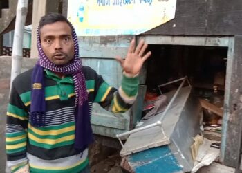 देर रात हुई चोरी और तोड़फोड़ की घटना से नाराज लोगों ने पुलिस की कार्यशैली पर उठाए सवाल,कहा-पुलिस की निष्क्रियता के कारण बढ़ रही घटनाएं