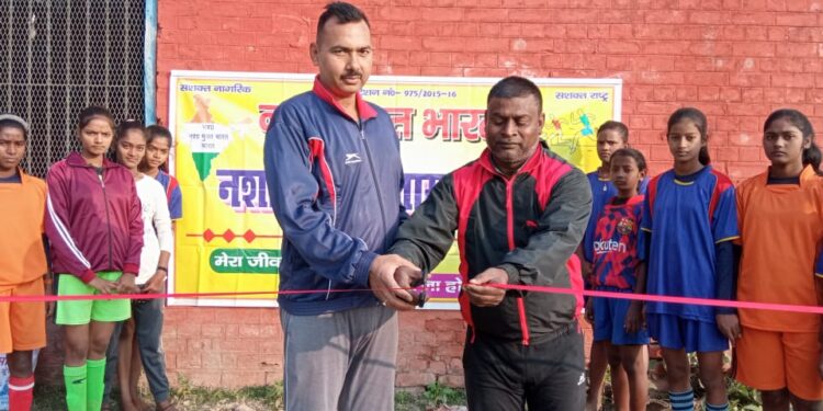 नशा मुक्त भारत के लिए जागरुकता दौड़ प्रतियोगिता आयोजित, प्रतिभागियों को प्रमाण पत्र देकर किया गया सम्मानित