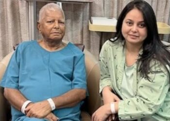 सिंगापुर के सभी डॉक्टरों व सहयोगियों को बीपीआई ने दिया साधुवाद,डॉ अरविन्द वर्मा ने कहा-रोहिणी आचार्या पर देश वासियों को है गर्व,बेटियों का सम्मान करना सीखें लोग