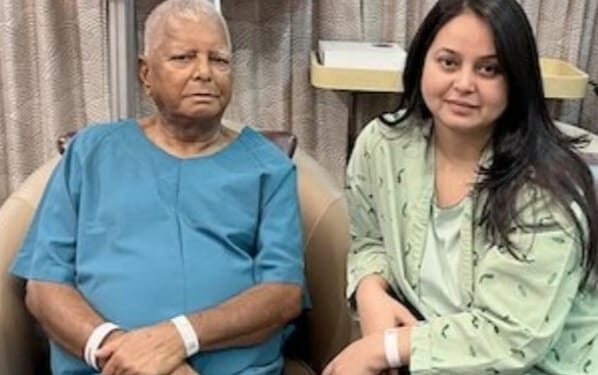 सिंगापुर के सभी डॉक्टरों व सहयोगियों को बीपीआई ने दिया साधुवाद,डॉ अरविन्द वर्मा ने कहा-रोहिणी आचार्या पर देश वासियों को है गर्व,बेटियों का सम्मान करना सीखें लोग