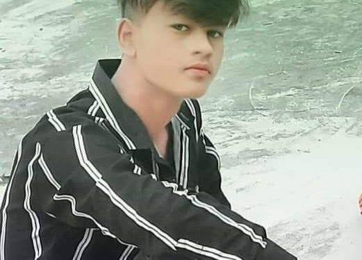 दोस्त ने ही दोस्त की गला रेतकर कर दी निर्मम हत्या, महज 15सौ रुपये को ले स्मैकर गैंग से ताल्लुक रखने वाले दोस्त ने शागिर्दों के साथ मिलकर दिया घटना को अंजाम,गेहूं के खेत से युवक की लाश बरामद कर पड़ताल में जुटी पुलिस