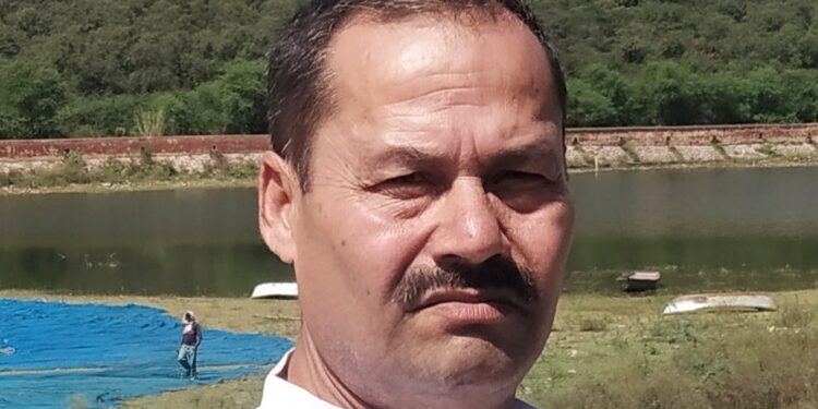 यूरिया की कृत्रिम किल्लत पैदा कर आखिर कब तक की जाती रहेगी कालाबाजारी!बिहार किसान मंच के प्रदेश अध्यक्ष धीरेन्द्र सिंह टुडू ने कृषि विभाग के निदेशक को.पत्र लिखकर खोला विभाग का काला चिट्ठा