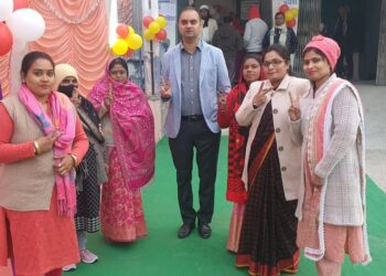 नगरपालिका चुनाव को लेकर डीएम-एसपी ने विभिन्न मतदान केन्द्रों का लिया जायजा,मतदाताओं से लिया फ़िडबैक और कहा-तमाम मतदाताओं द्वारा अपने मताधिकार का प्रयोग करते हुए मत देना जरुरी