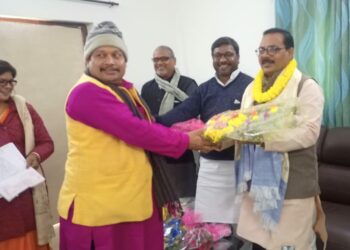 राज्य खाद्य आयोग के अध्यक्ष का जदयू के जिला अध्यक्ष के नेतृत्व में कार्यकर्ताओं ने किया भव्य स्वागत,विद्यानंद विकल ने कहा-पीडीएस द्वारा अगस्त से अरवा चावल की जगह दिया जाएगा उसना चावल, नीतीश कुमार को 2024 में पीएम बनाने को ले अभी से जुट जांए जदयू के तमाम साथी