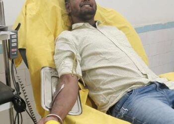 टीम मनोहर सह कोशी कॉलेज छात्र राजद जिलाध्यक्ष की सर्वत्र हो रही प्रशंसा,जितेन्द्र ने रक्तदान कर महिला और बच्चे की बचायी जान