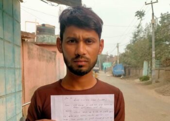 फर्जी हस्ताक्षर कर जन्म एवं मृत्यु प्रमाण पत्र जारी करने का धंधा हुआ उजागर,आंगनबाड़ी सेविका के पति कर रहे फर्जी जन्म और प्रमाण पत्र का कारोबार