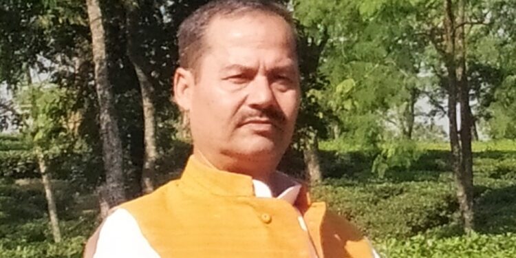 आखिर किसके इशारे पर हो रही खाद की कालाबाजारी किसान नेता धीरेंद्र सिंह टुडू ने जिला कृषि पदाधिकारी के विरुद्ध लगाया कई गंभीर आरोप, कहा-4जनवरी को होगा घरना-प्रदर्शन