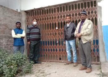 अवैध रुप से निजी अस्पताल का संचालन मामले में सील दो निजी अस्पतालों के खोल दिए गए ताले,कुछ माह पूर्व किया गया था सील,दिशा-निर्देश जारी करते हुए स्वास्थ्य विभाग के पदाधिकारियों ने संचालकों से कहा-नियम विरुद्ध हुआ संचालन,तो बड़ी होगी कार्रवाई