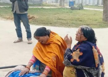 पुल निर्माण कार्य में लगे अनियंत्रित हाइवा ने किशोर को कुचला,दर्दनाक मौत होता देख आक्रोशित लोगों ने एनएच 31 को किया घंटों जाम,चालक हो गया फरार